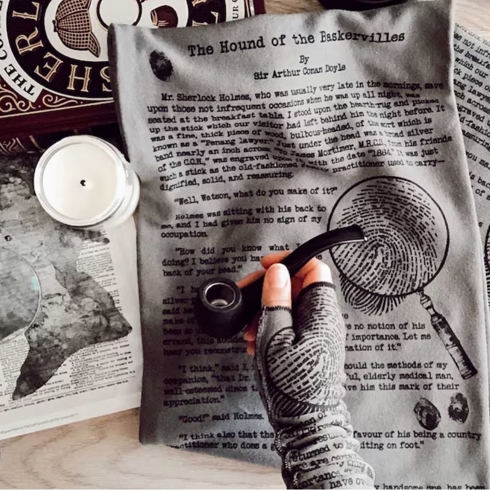 Storiarts Sherlock Holmes Book Scarf and Writing Gloves